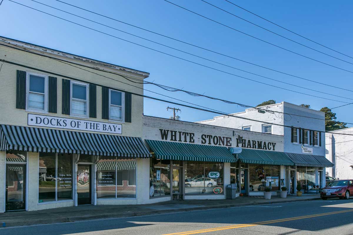 White Stone Pharmacy in White Stone, VA