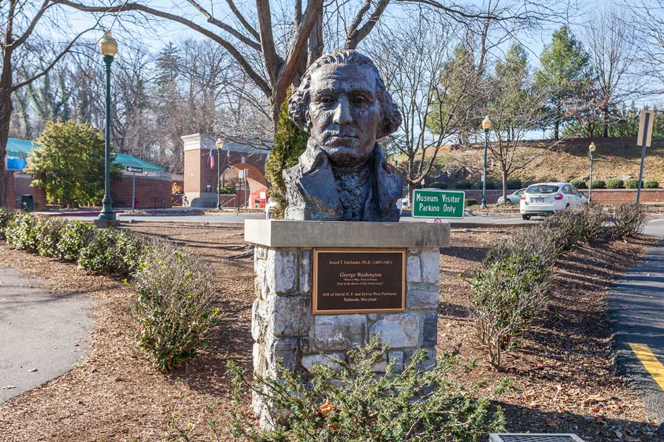 George Washington bust in Hagerstown, MD