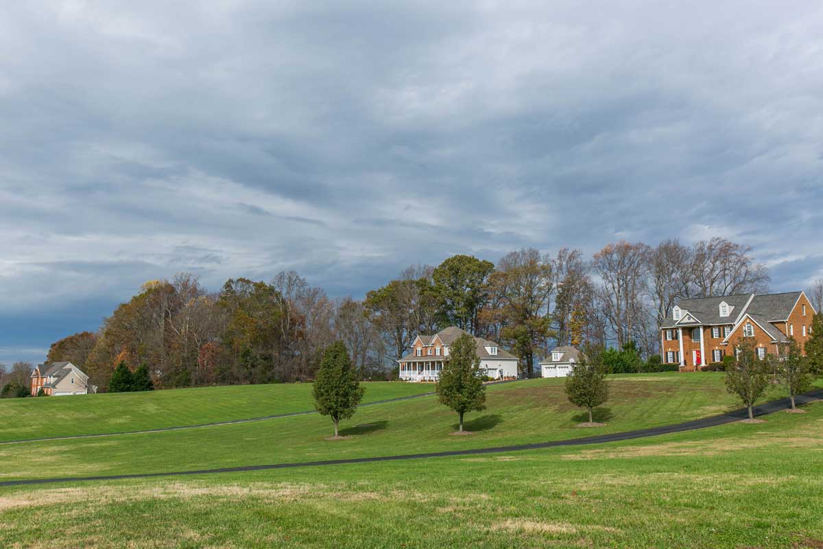 Single family homes with large lots in Goochland, VA