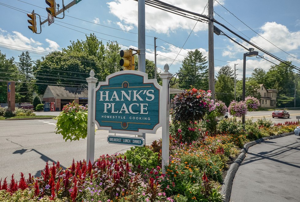 hank's place chadds ford pa
