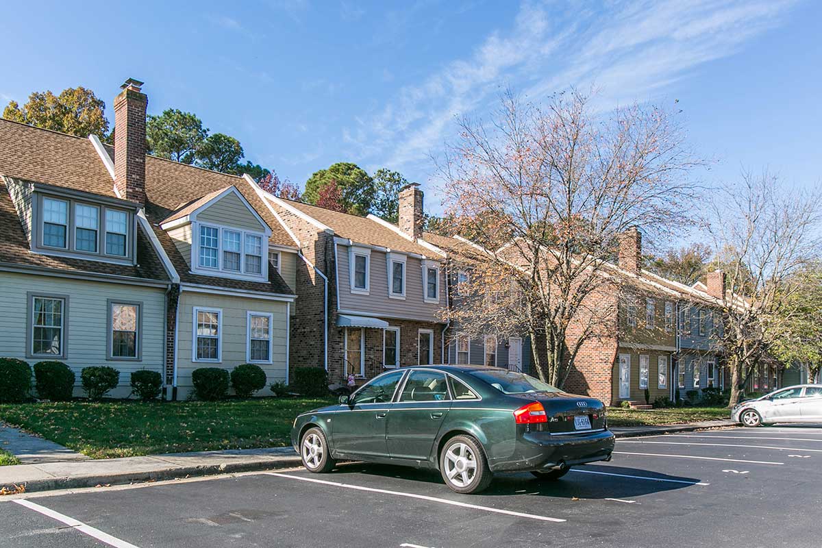 Townhouses in Colonial Heights, VA