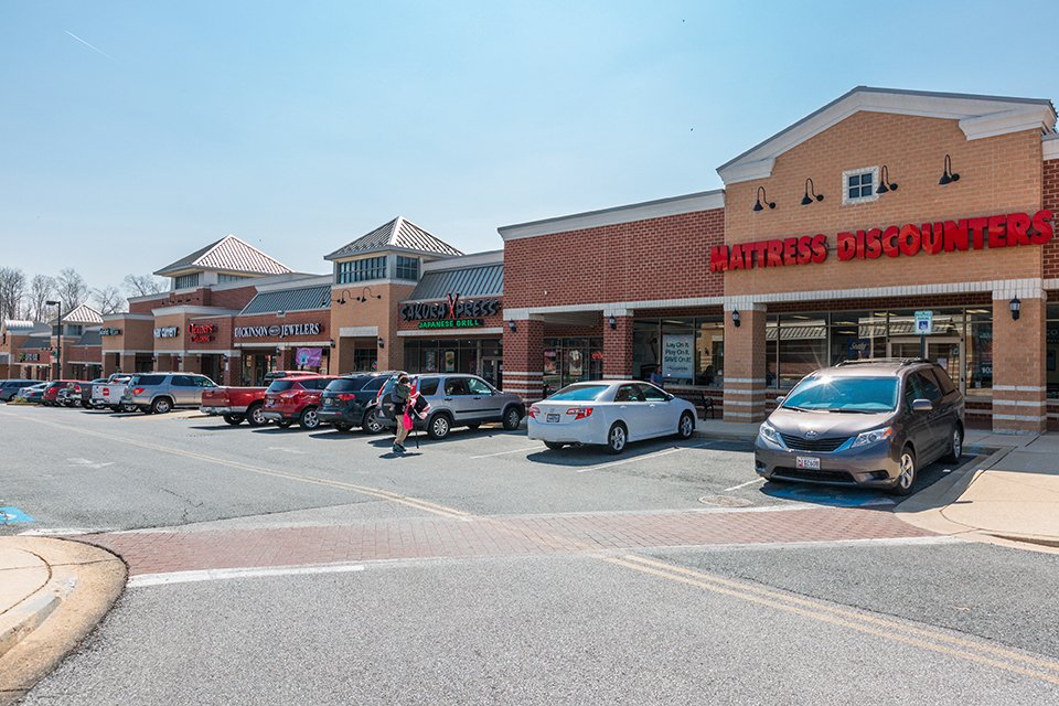 Shopping center in Prince Frederick, MD